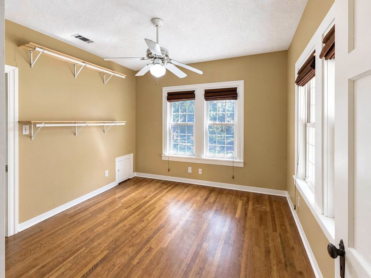 3909 El Campo Ave - Photo 2 of 12