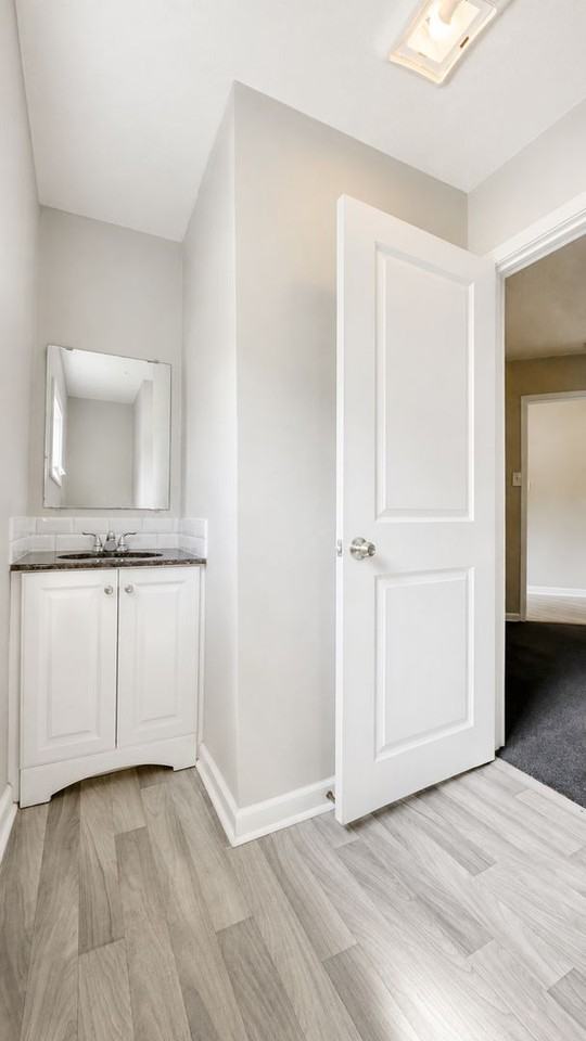 4311 Stewart St - Photo 7 of 19