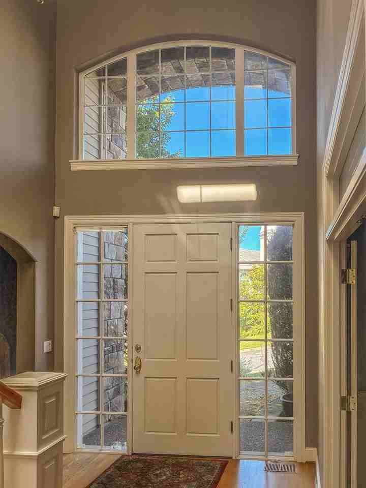 9137 Nw Mckenna Dr - Photo 4 of 32