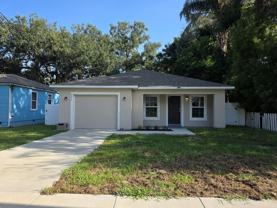 447 Avenue A Ne - Photo 1 of 1