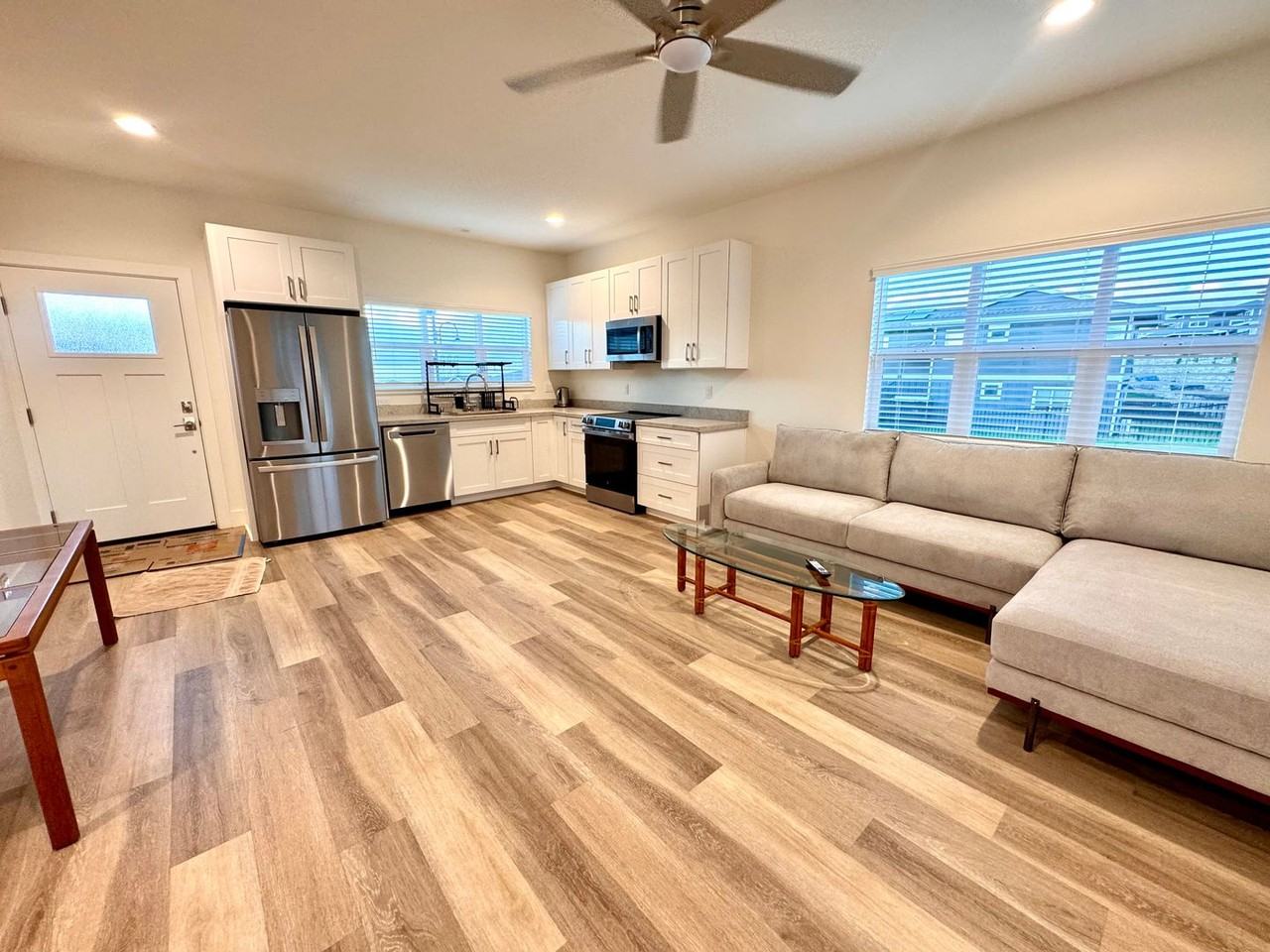 269 Na Mahoe St - Photo 3 of 24