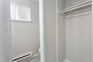 featured image of 1101 S Woodlawn St