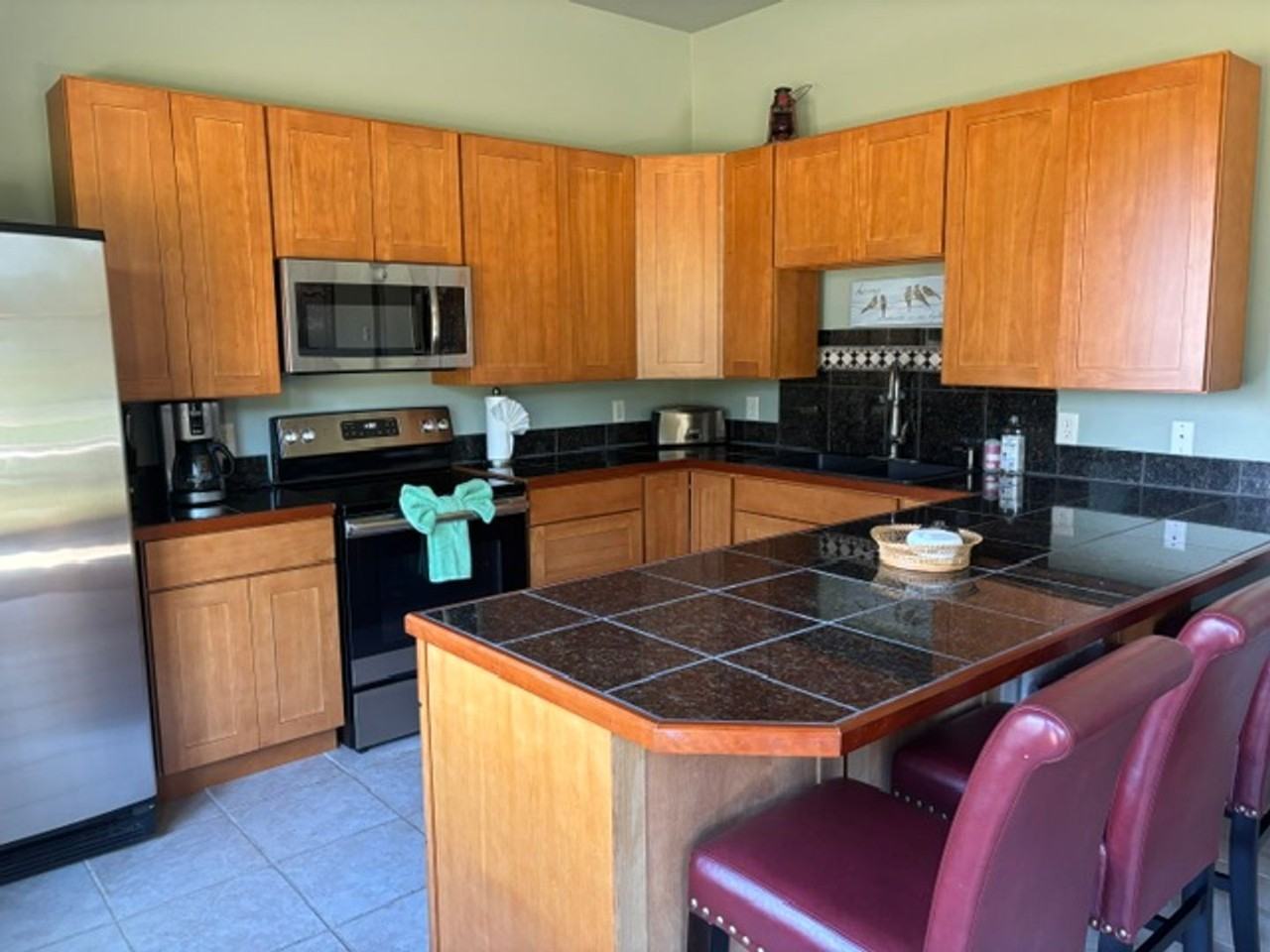 193 Montrose Pl - Photo 3 of 12