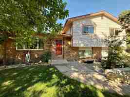 featured image of 2136 Springfield Ct