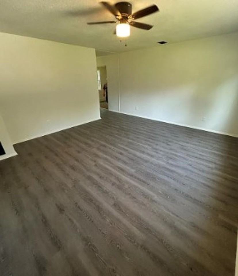 40 Saint Gregory Dr - Photo 2 of 9