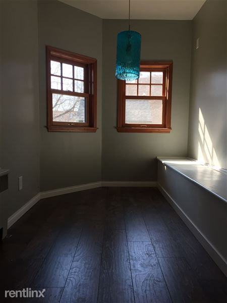 4324 W Lake Harriet Pkwy - Photo 2 of 20