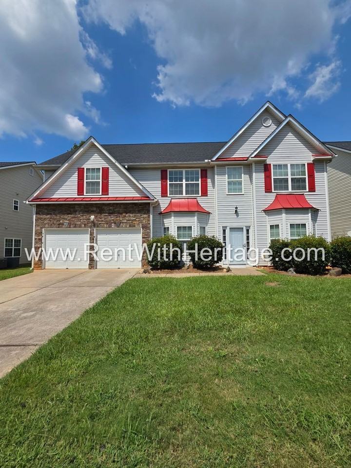 202 Summergate Ln - Photo 2 of 50