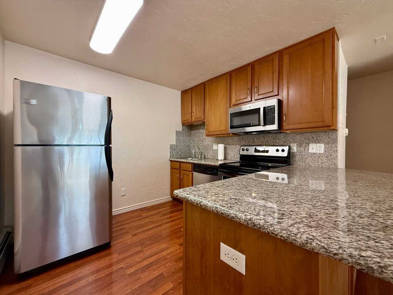 950 Northern Way #26 - Photo 4 of 12