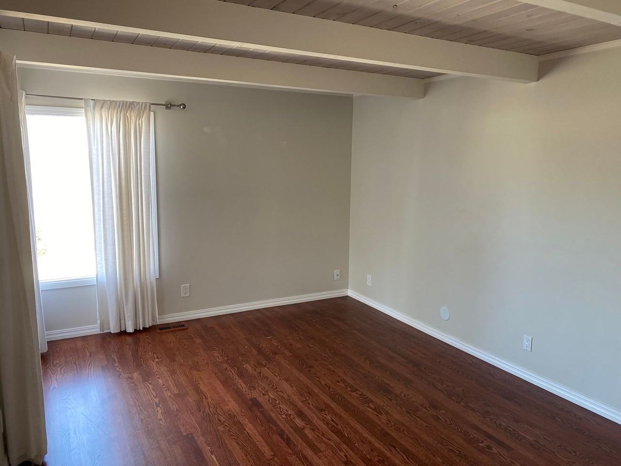 145 Stanford Ave - Photo 6 of 11
