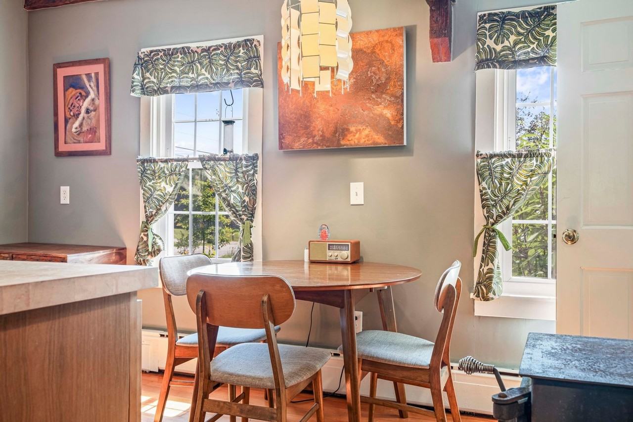 76 Beech Ridge Rd - Photo 4 of 18
