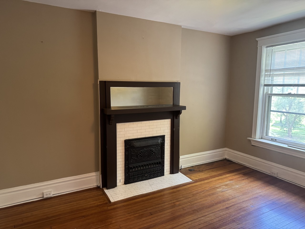 3870A Arsenal St #4 - Photo 2 of 16