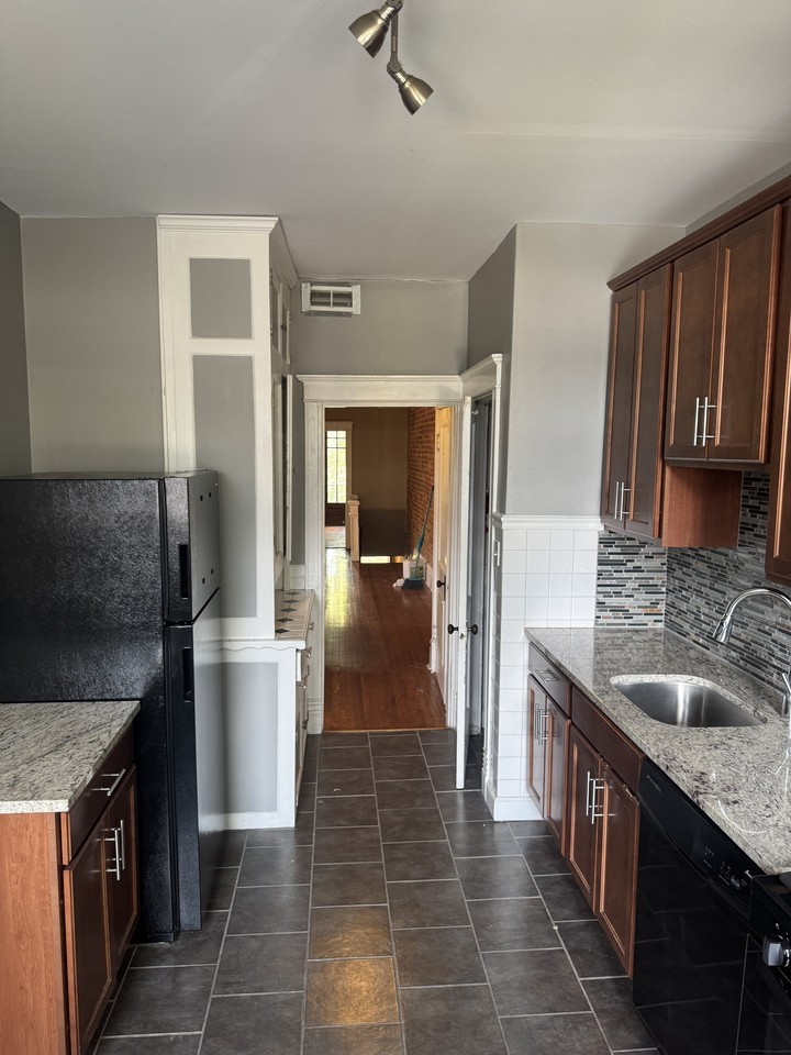 3870A Arsenal St #4 - Photo 6 of 16