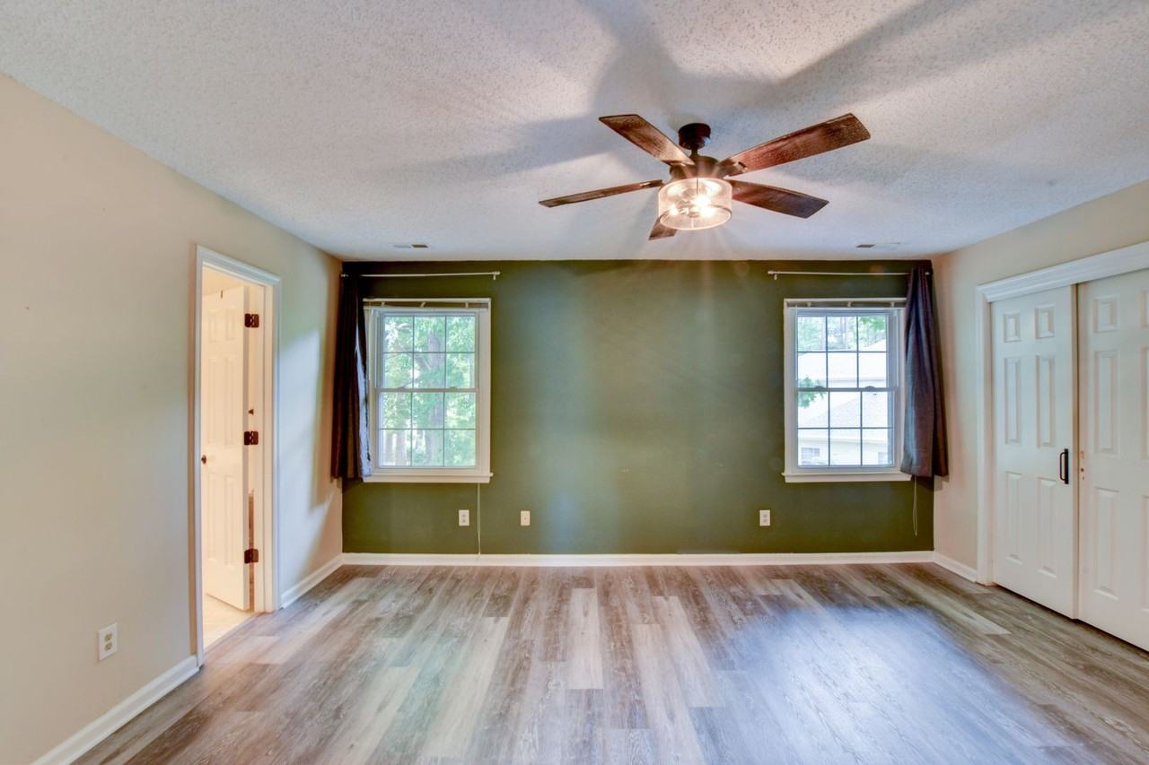 922 Willow Pt - Photo 7 of 33
