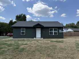 500 W 8th St #1 - Photo 1 of 1