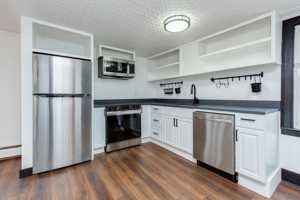 featured image of 79 Court St #3