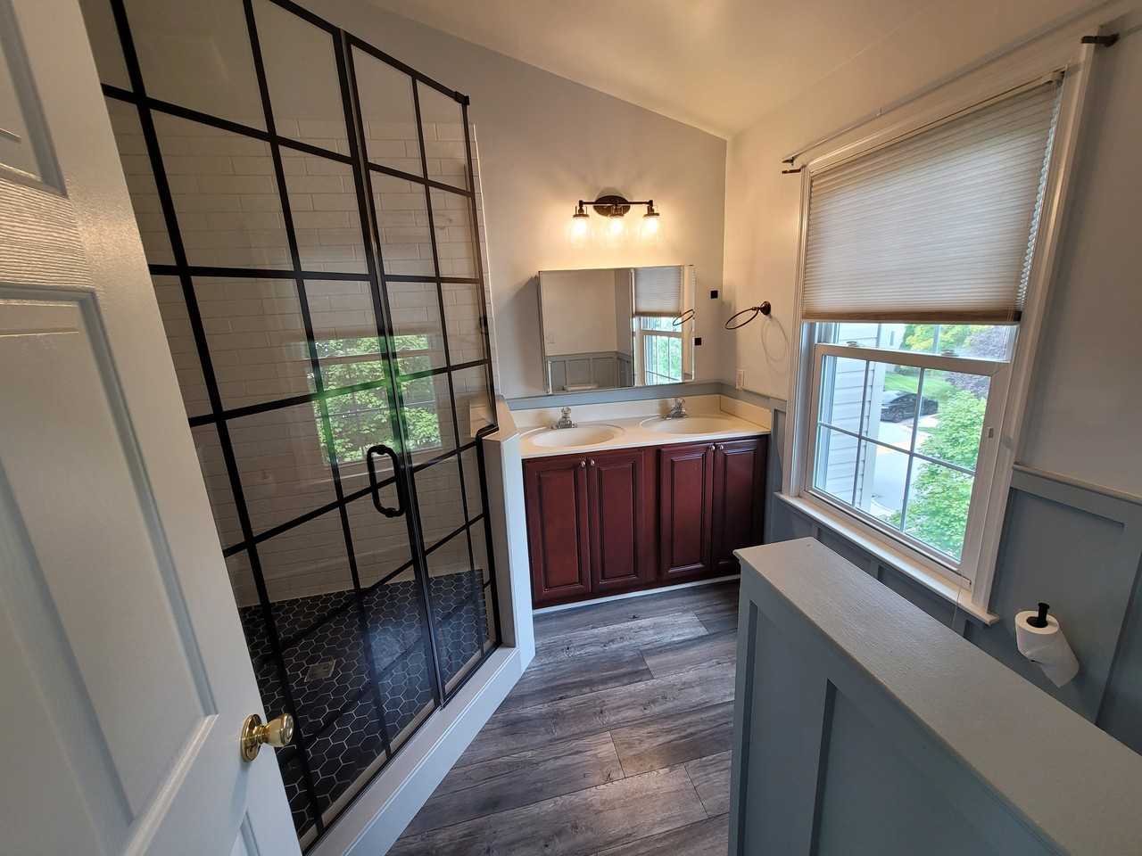 83 Hunt Club Dr #1 - Photo 4 of 10