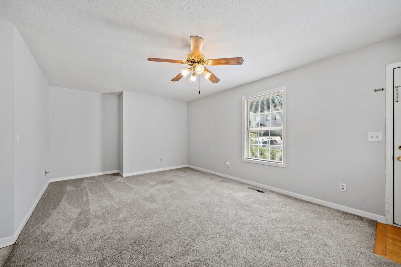 86 Hanna Dr #A - Photo 6 of 27