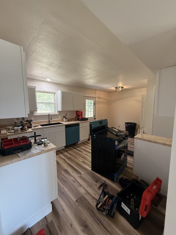 45 Cedar Ridge Dr #1 - Photo 2 of 10