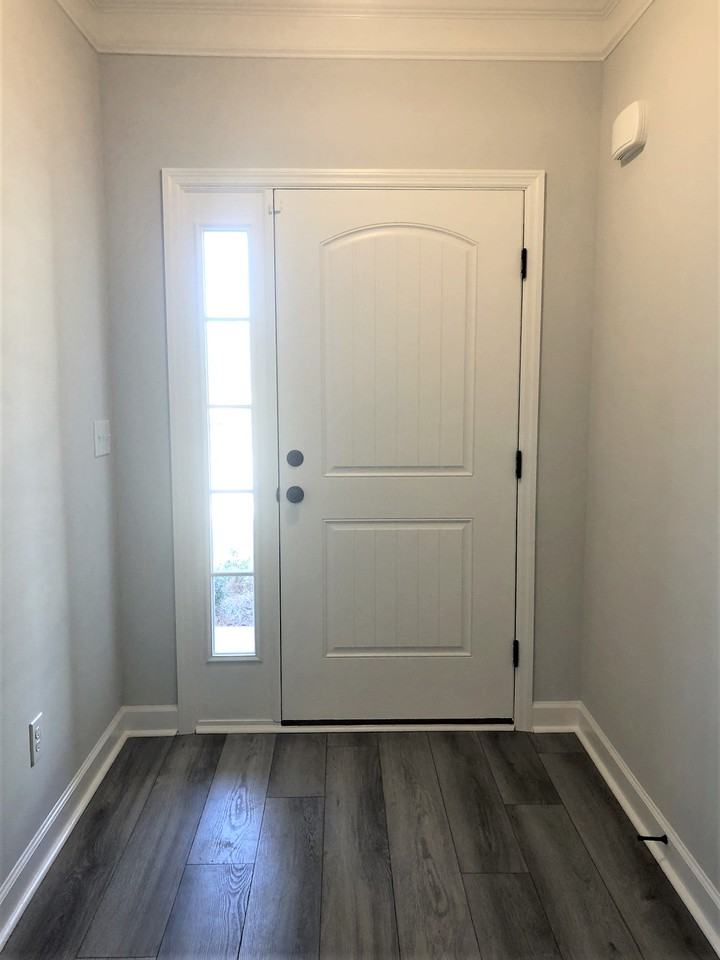 851 Goodale Dr #1 - Photo 3 of 20