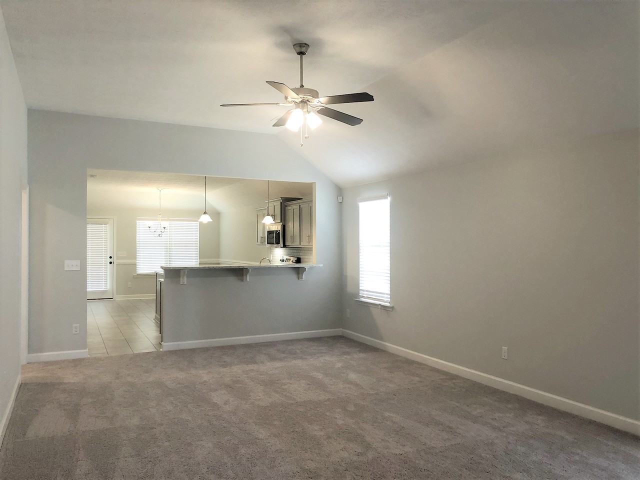 851 Goodale Dr #1 - Photo 4 of 20