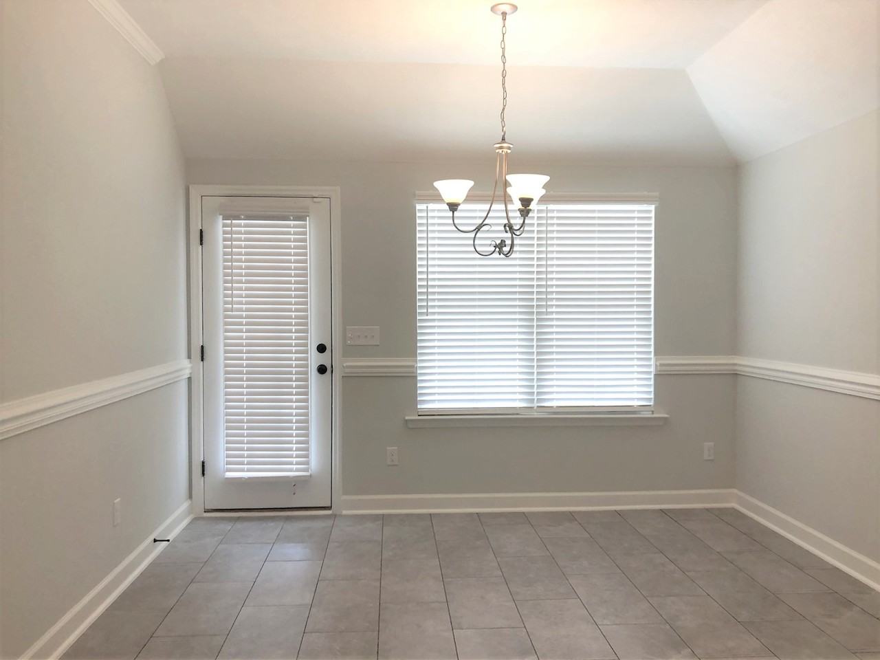 851 Goodale Dr #1 - Photo 6 of 20