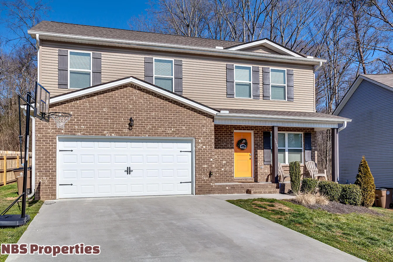 6010 Freebird Ln #1 - Photo 3 of 27