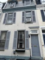 featured image of 3942 Delancey St #1