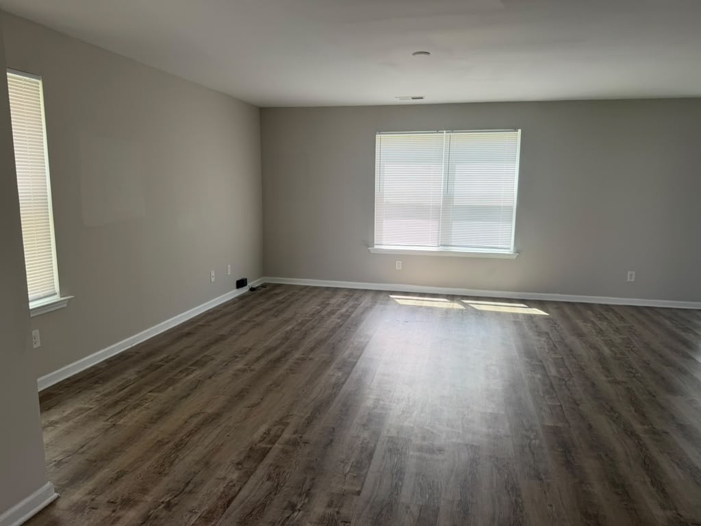 248 Bender St #1 - Photo 5 of 13