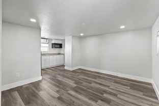 618 Sudderth Dr #B - Photo 1 of 1