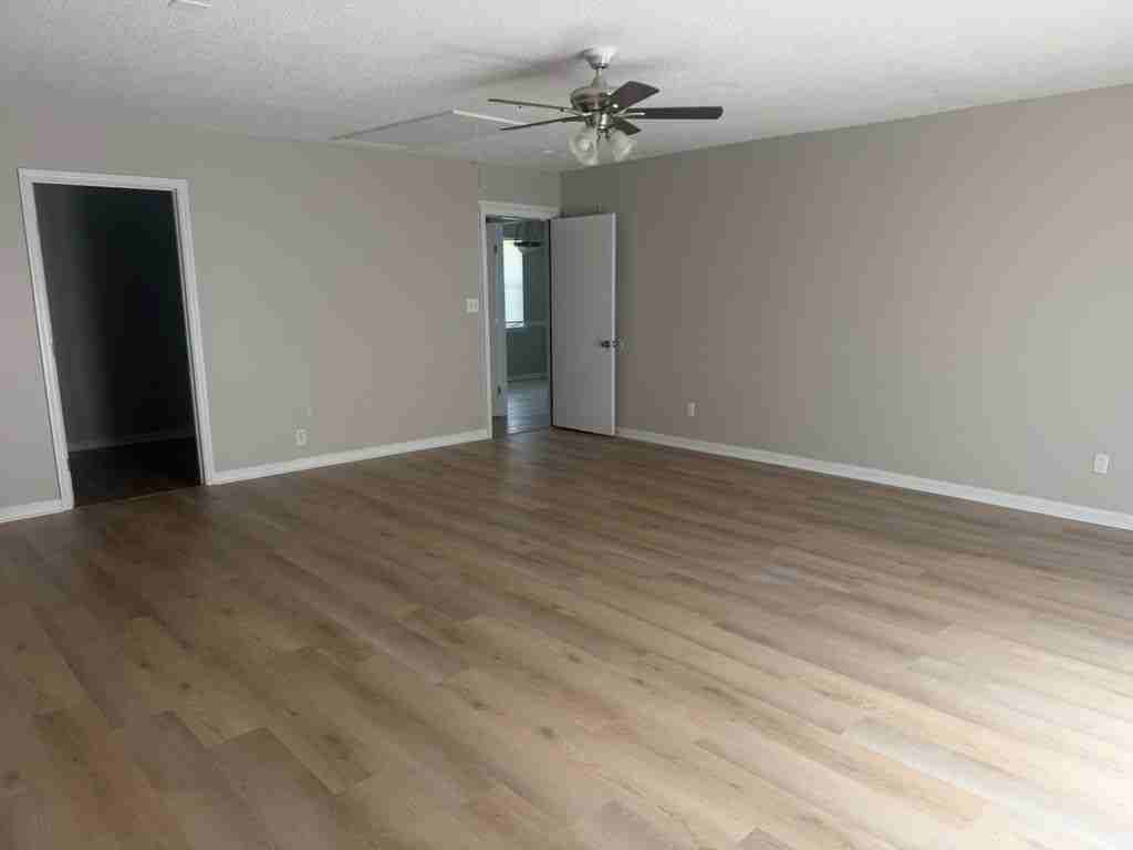 727 Timber Ridge Trl #1 - Photo 5 of 11