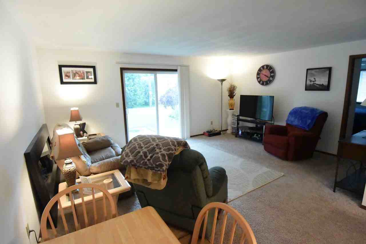 208 Curtis Ave #208 - Photo 5 of 10