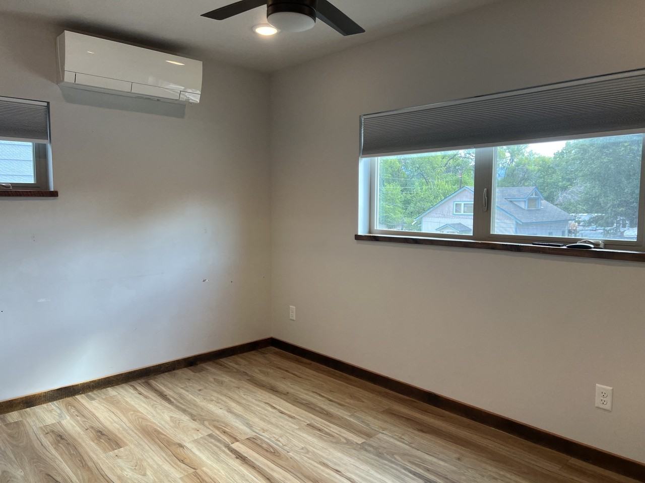877 S Grant St #1 - Photo 5 of 18