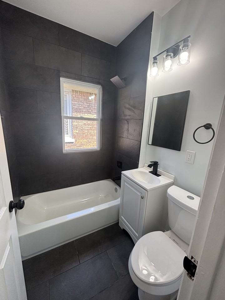 1717 Taft St #1 - Photo 4 of 12