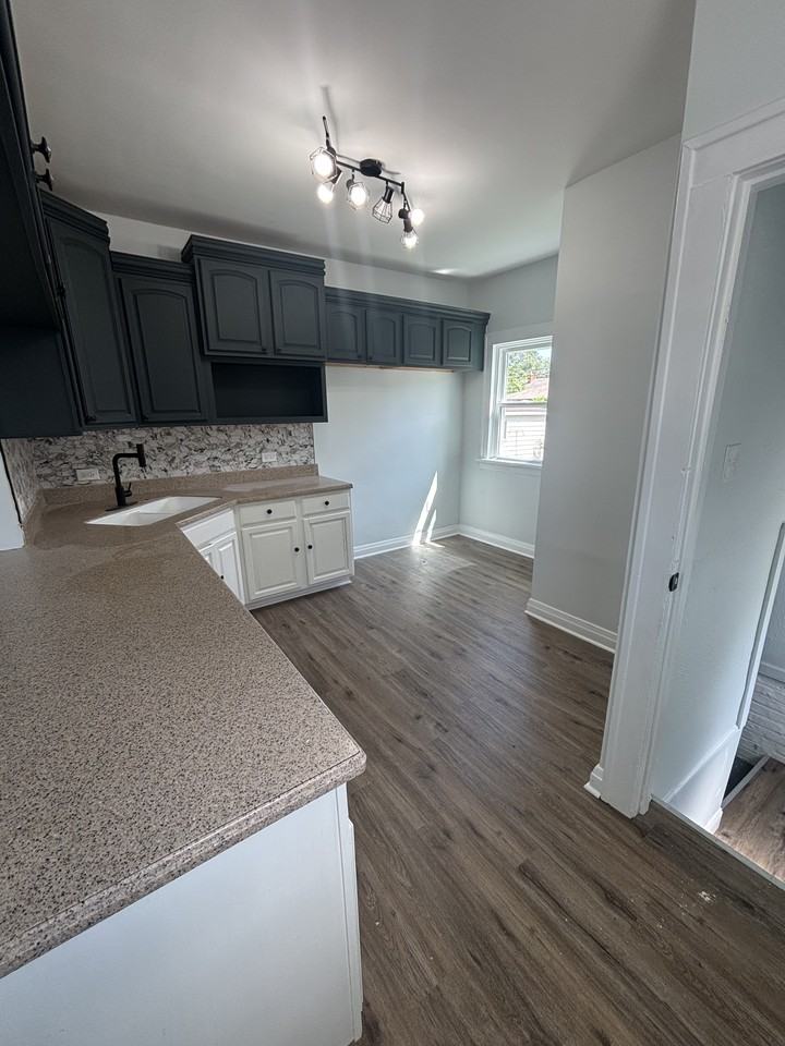 1717 Taft St #1 - Photo 7 of 12