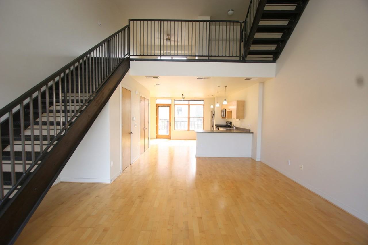 324 Broadway Blvd Ne #1 - Photo 7 of 14