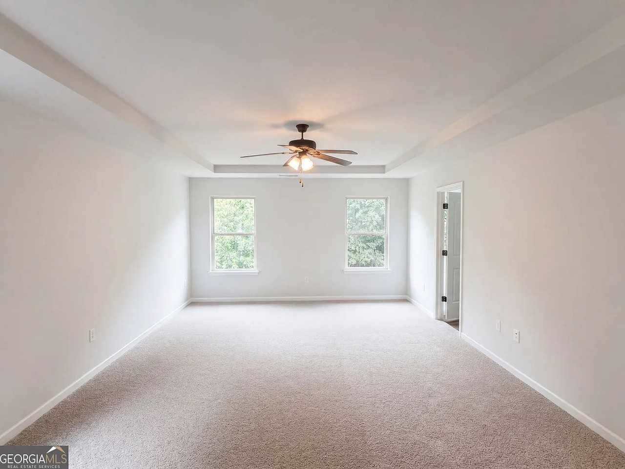 5053 Pioneer Parkway - Photo 3 of 14