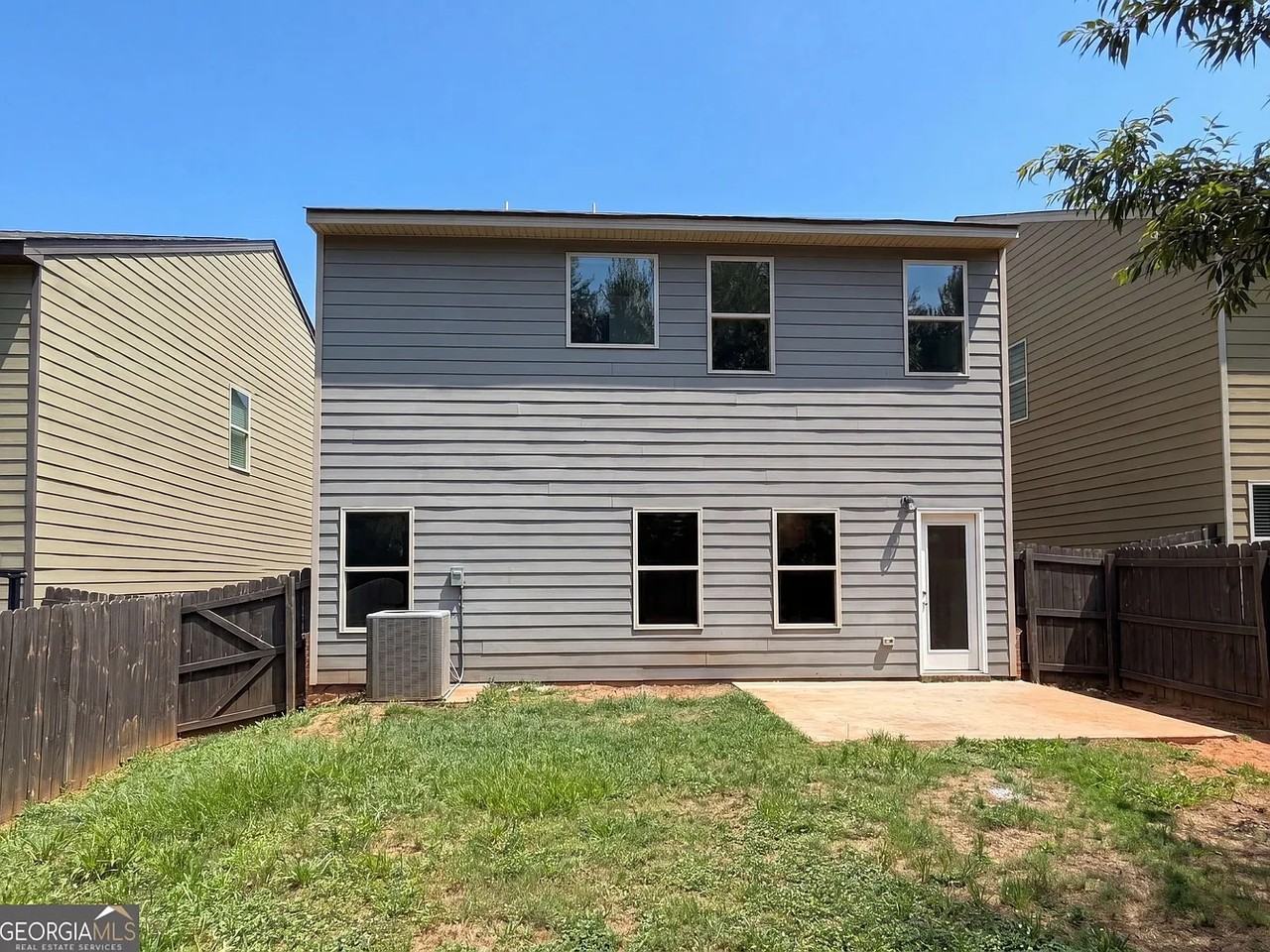 5053 Pioneer Parkway - Photo 5 of 14