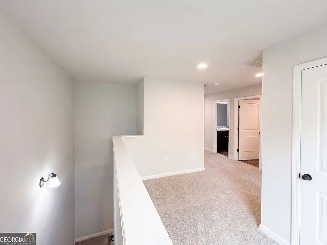 5053 Pioneer Parkway - Photo 6 of 14