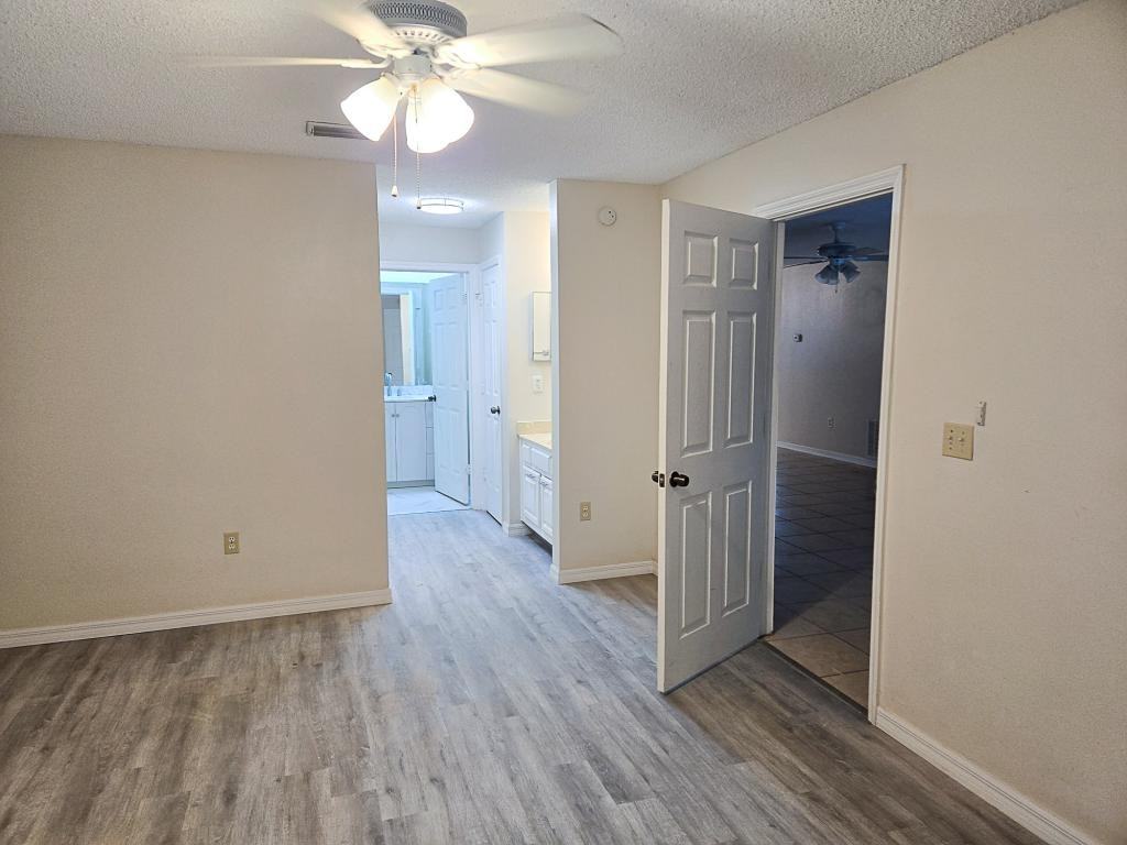 8105 Olympia Ct - Photo 7 of 27