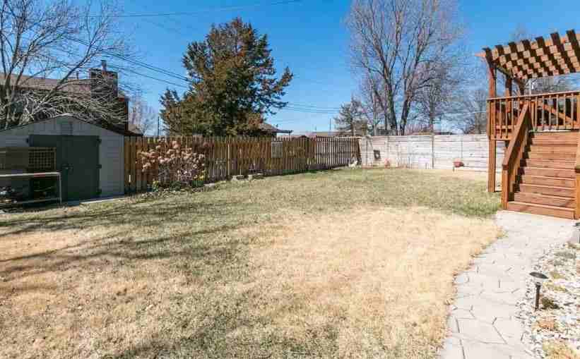 1512 Knollcrest Dr - Photo 4 of 11