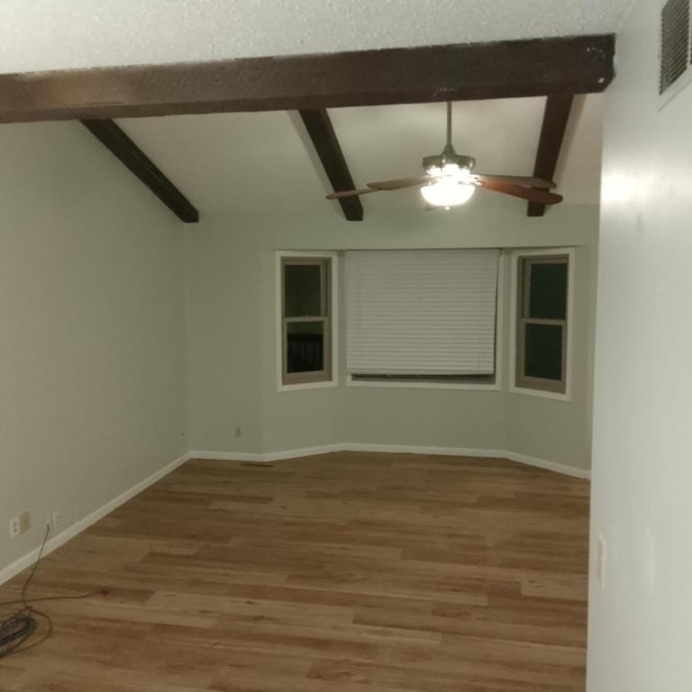 1512 Knollcrest Dr - Photo 5 of 11
