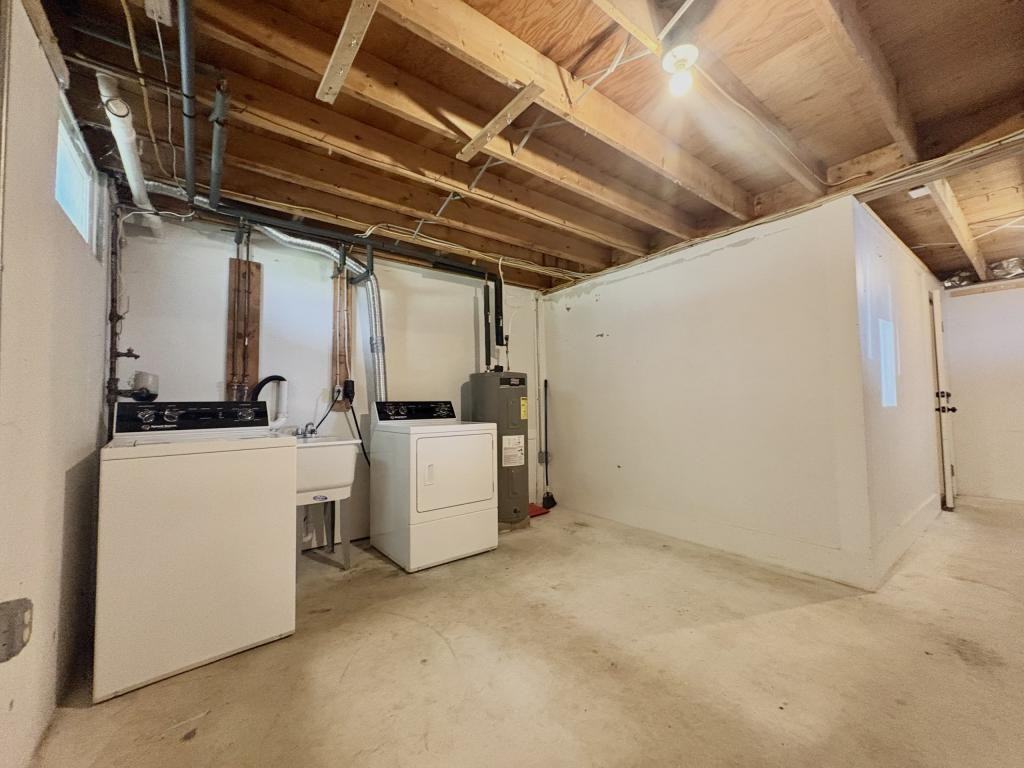 162 Twombley Rd Unit A - Photo 4 of 20