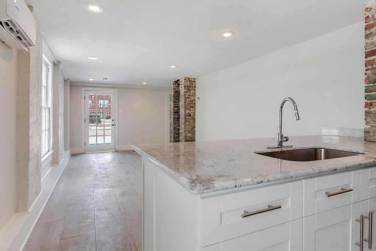 822 Franklin Ave #824A - Photo 5 of 7
