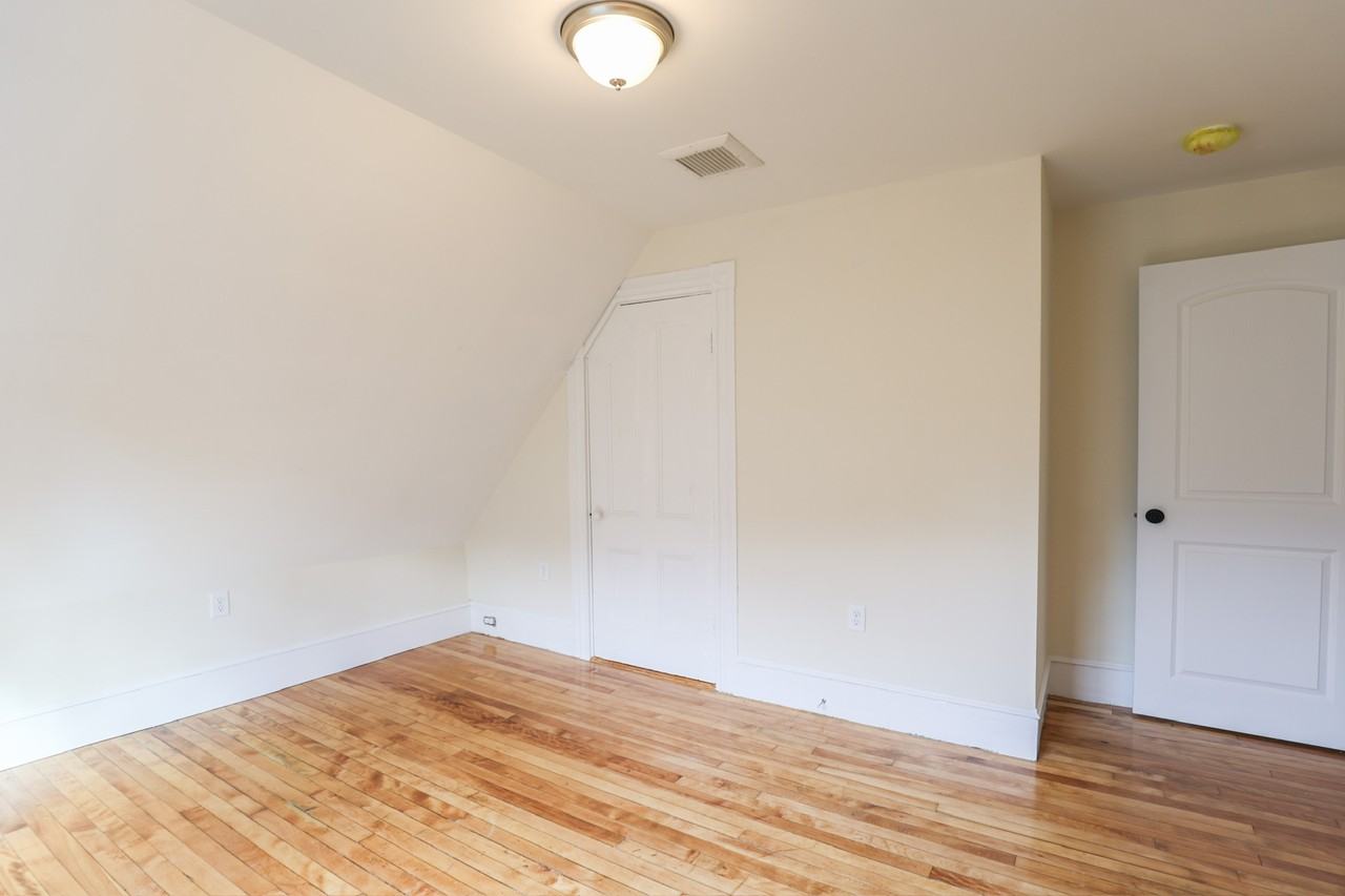 7 Pearl St #9-3 - Photo 5 of 11