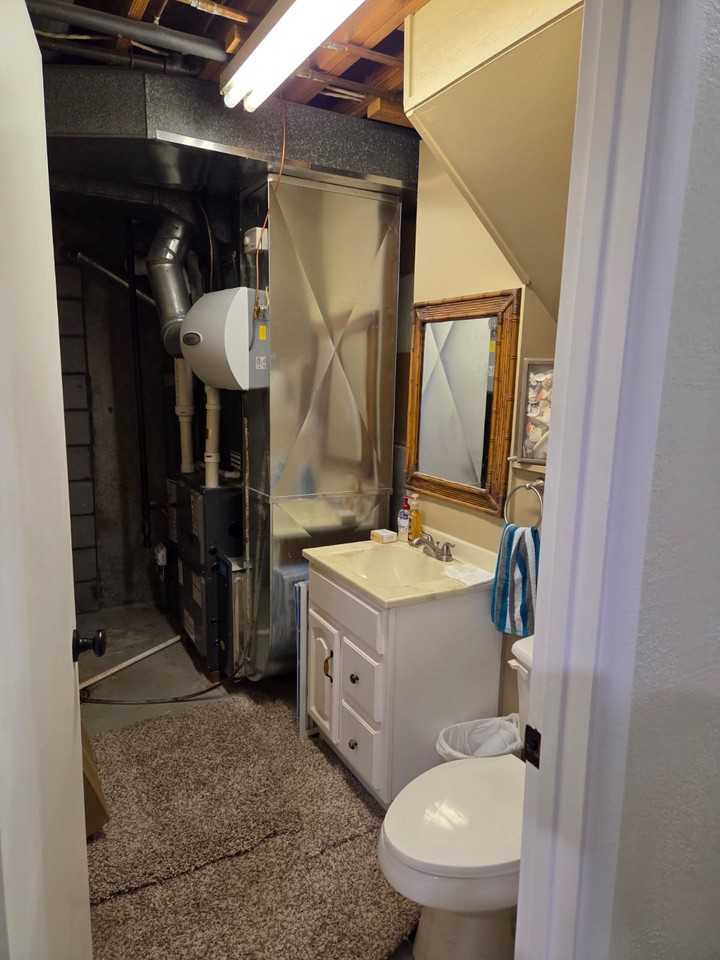 18706 E 28th St S - Photo 3 of 23