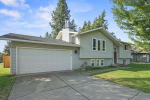 featured image of 422 E Saint Thomas Moore Way