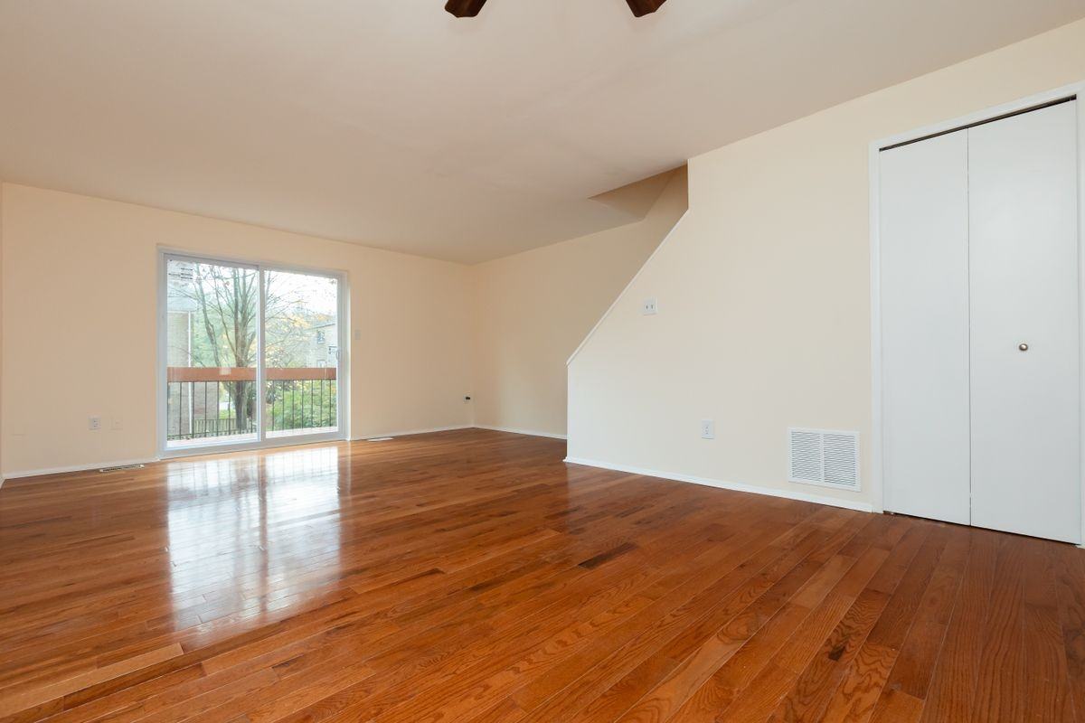 9752 Early Spring Way - Photo 5 of 24