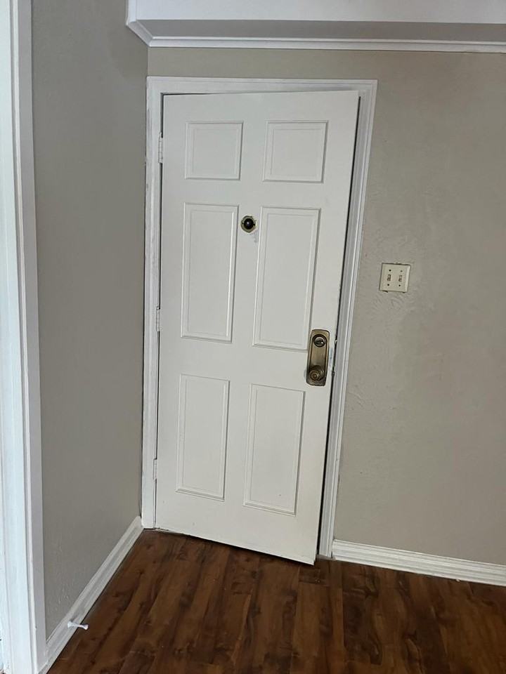 303 N 34th St - Photo 4 of 18