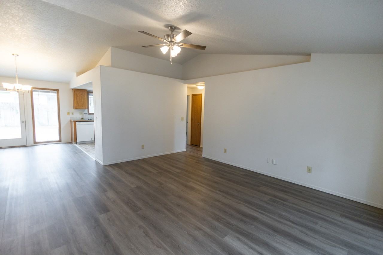 1763 W Mcglinchey St - Photo 4 of 24