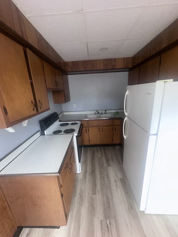 204 W Washington St #2 - Photo 6 of 7